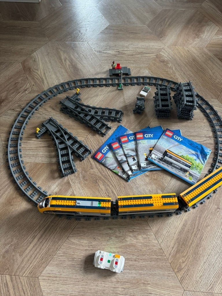 LEGO City trein 60197 + extra rails en wissels, Kinderen en Baby's, Speelgoed | Duplo en Lego, City, Lego, Ophalen of Verzenden