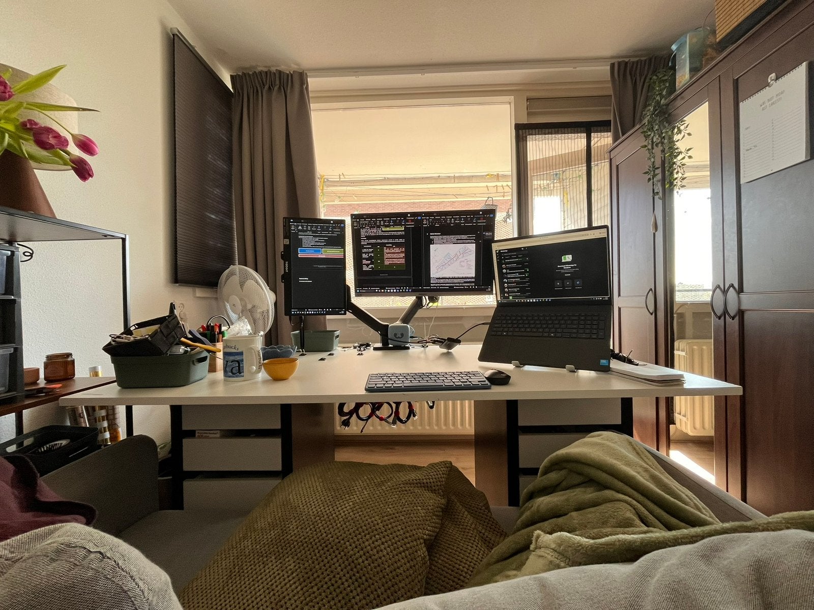 Dubbele monitor arm beugel met gasveer, Computers en Software, Ophalen of Verzenden, Zo goed als nieuw