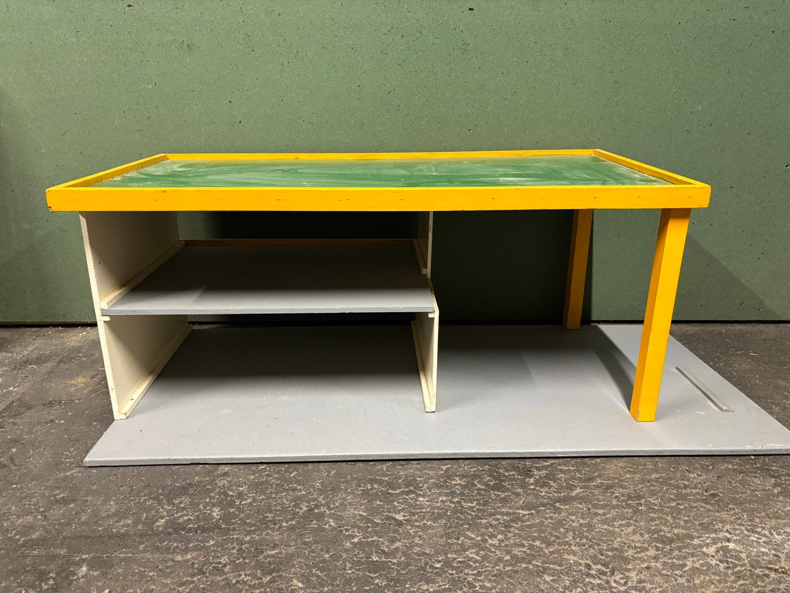 Grote houten parkeergarage - 96x45x36 cm, Ophalen, Gebruikt