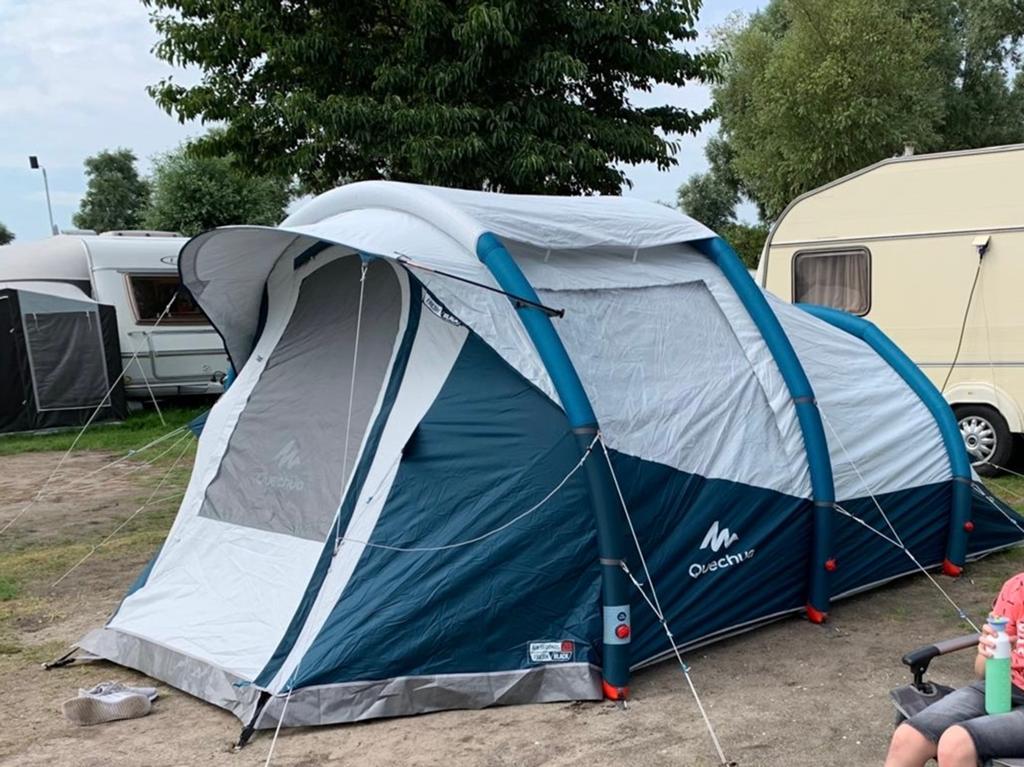 Quechua Air Seconds 4.1 Fresh & Black Opblaasbare Tent, Ophalen of Verzenden, Zo goed als nieuw, Tot en met 4
