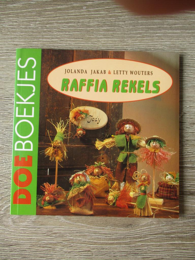 Raffia rekels - Jolanda Jakab & Letty Wouters, Ophalen of Verzenden, Gelezen, Overige onderwerpen