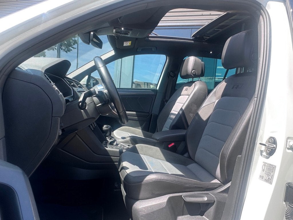 Volkswagen Tiguan 2.0 TSI 4Motion R-Line Highline / PANO / 3, Auto's, Gebruikt, 1984 cc, Wit, 11 km/l