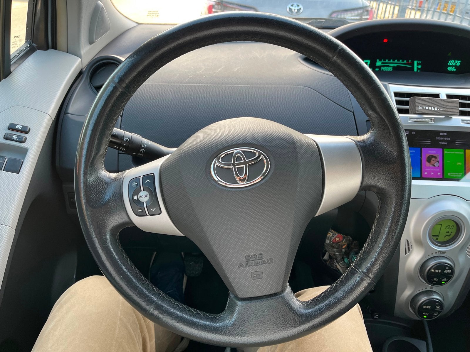 Foto 9 van Toyota Yaris 1.3 APK 30 juni 2027