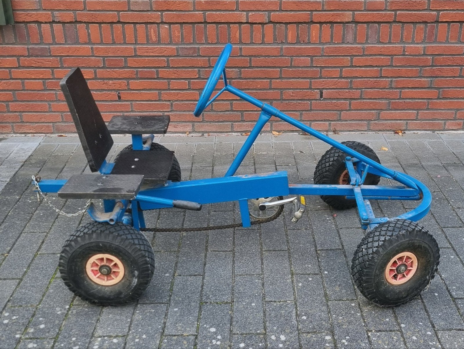Gebruikte skelter met aanhanger, Kinderen en Baby's, Speelgoed | Buiten | Skelters, Ophalen, Gebruikt, Overige merken, Met kar of aanhanger