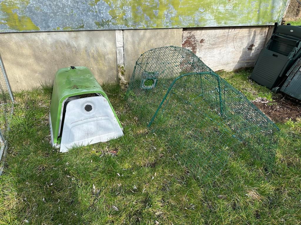 Omlet eglu Go konijnenhok met konijnenren, Ophalen, 110 cm of meer, Zo goed als nieuw, 90 cm of meer