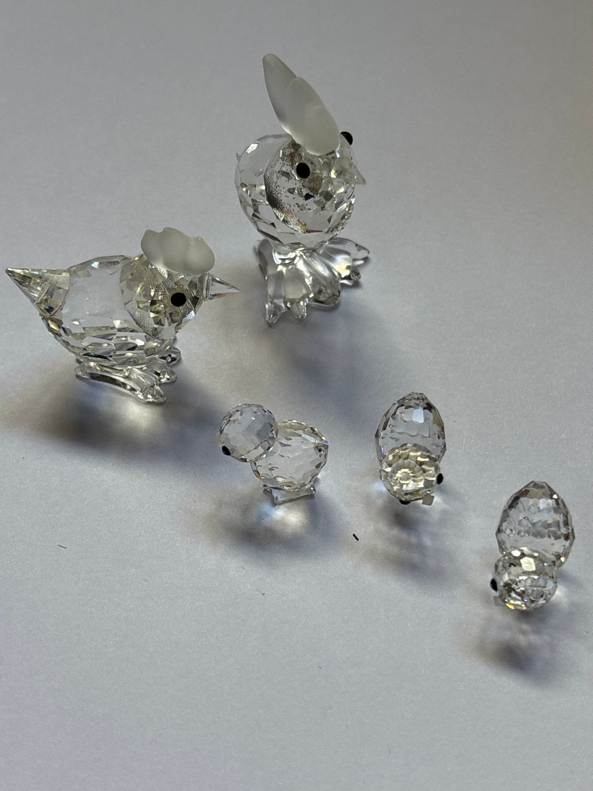 Swarovski Kip, Haan en 3 Kuikentjes Set, Ophalen of Verzenden, Wit, Glas, Klassiek