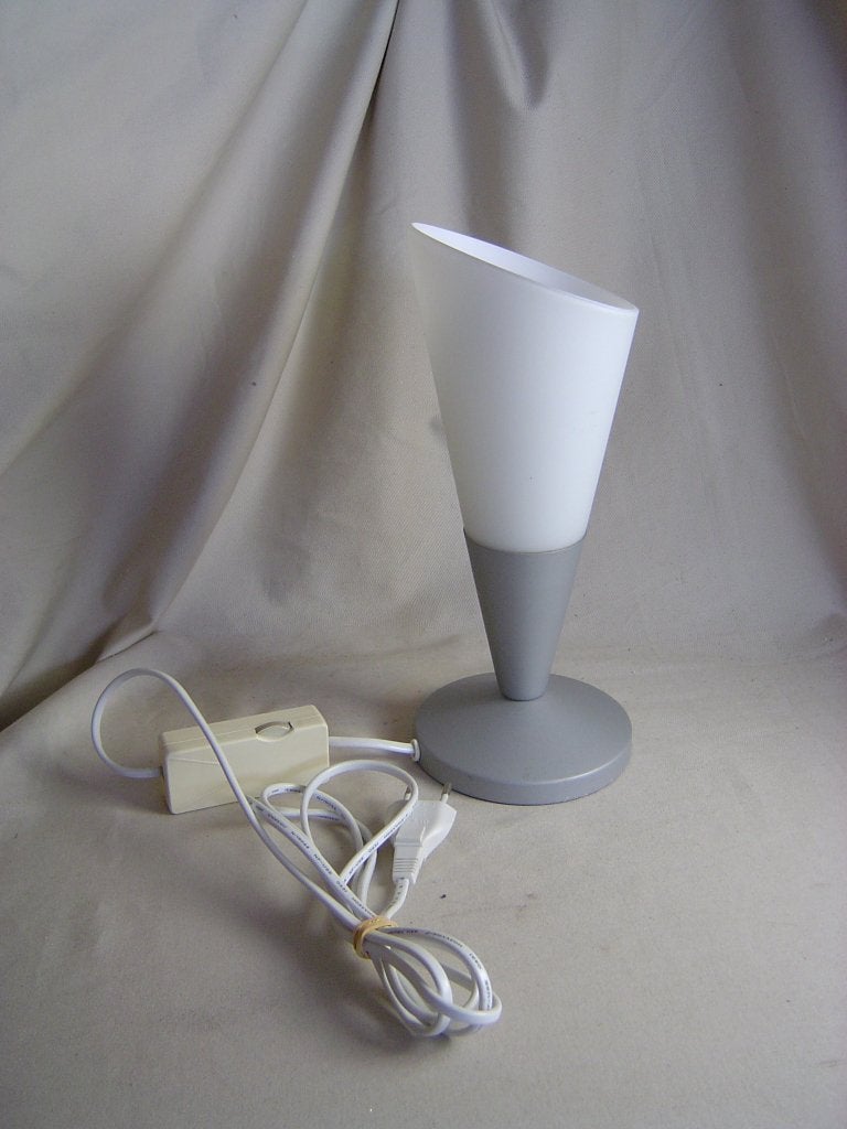 Vintage wit glazen tafellamp Kryolit Ikea jaren 80-90, Gebruikt, Vintage, 28 cm, Dimbaar