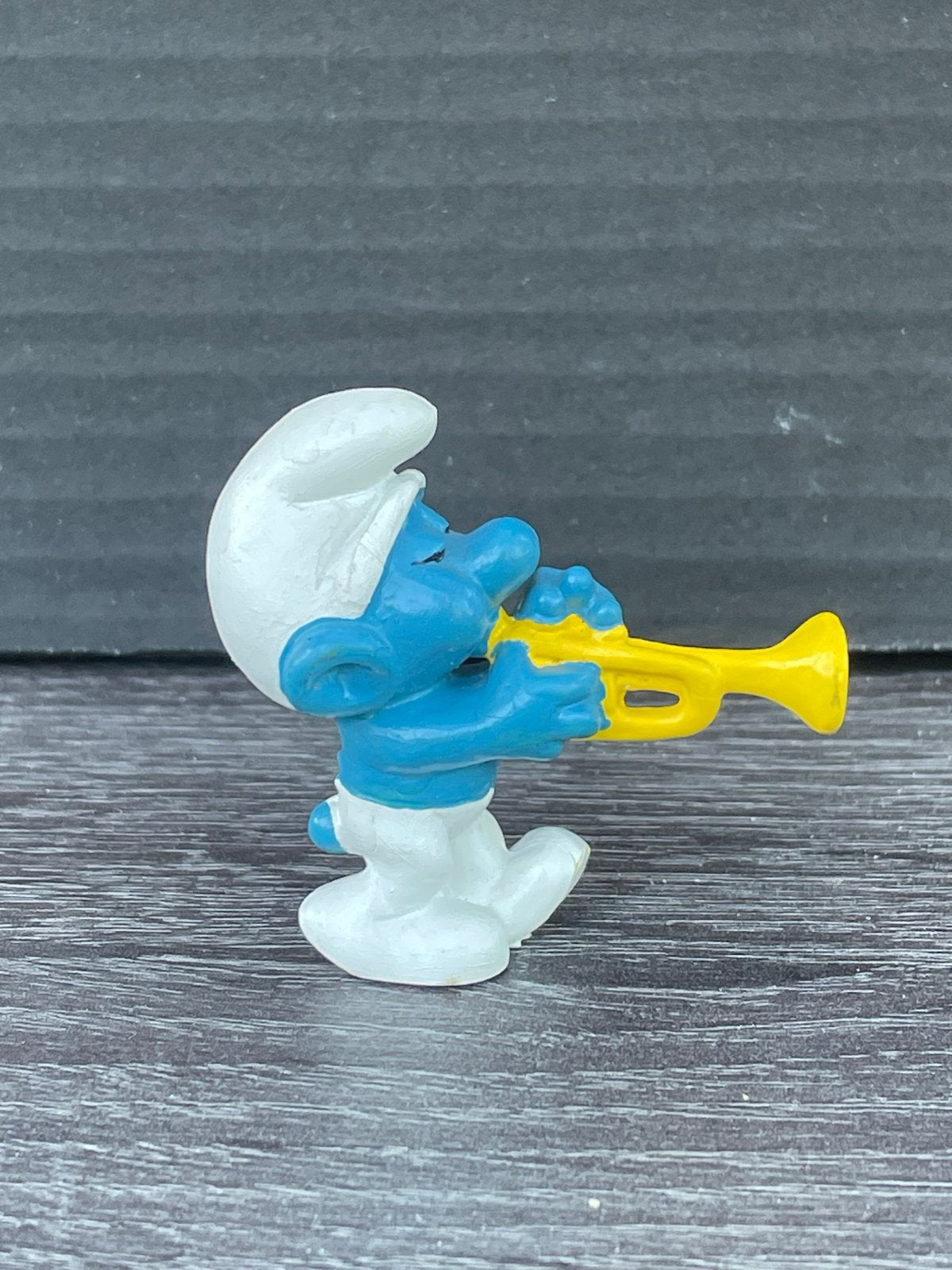 Smurf met trompet - Vintage Smurfen figuurtje, Verzamelen, Ophalen of Verzenden, Gebruikt, Muzieksmurf, Poppetje, Figuurtje of Knuffel
