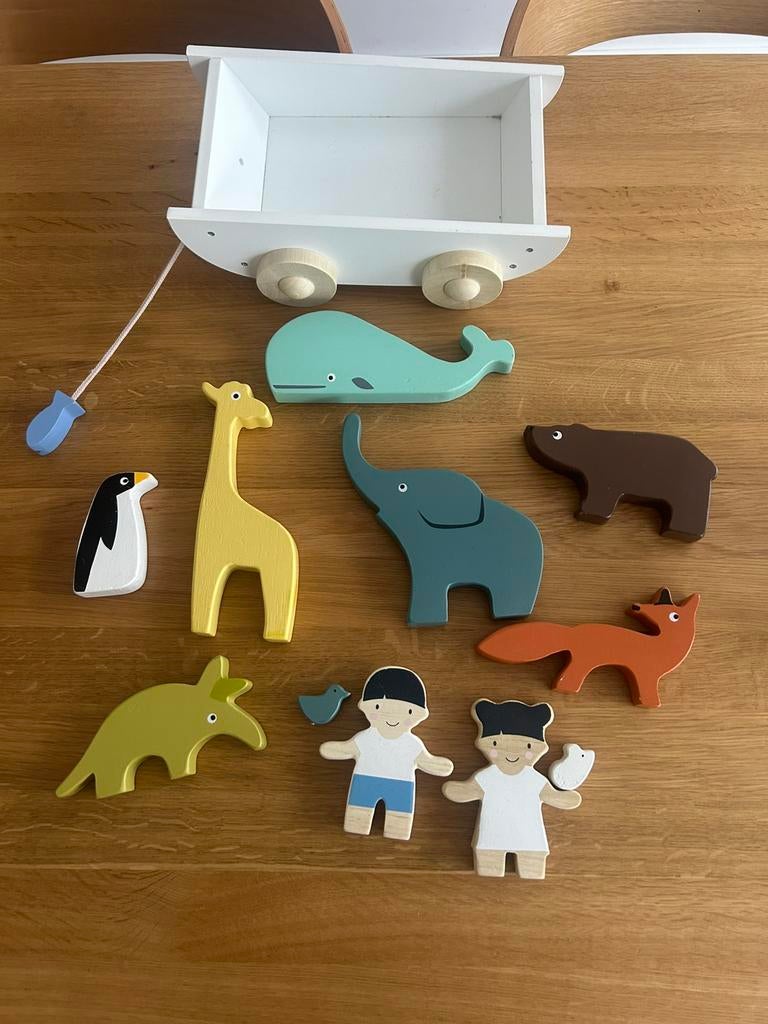 Vriendschapsboot Tender Leaf Toys, Ophalen of Verzenden, Zo goed als nieuw, Duw- of Trekspeelgoed