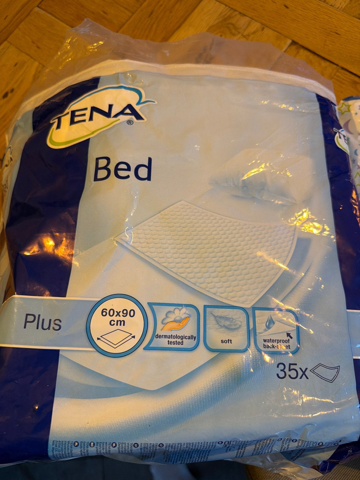 Tena bed 14 stuks en 3 dry nites gratis, Ophalen, Nieuw
