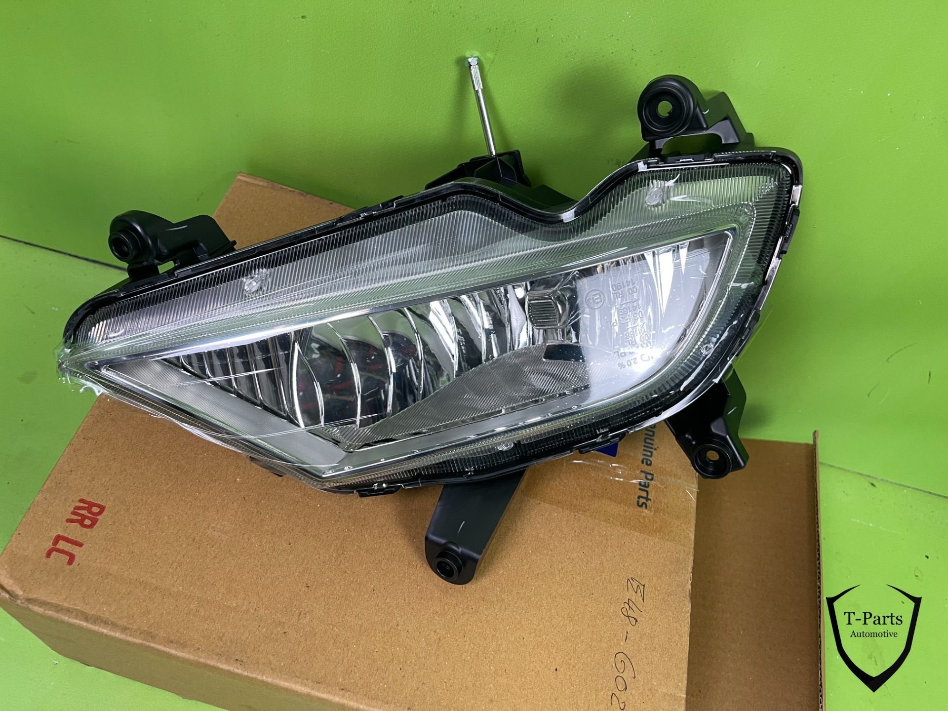 hyundai i20 mistlamp rechts lamp 92202-C8000 92202C8000, Auto-onderdelen, Info@fabrikant.eu, Fabrikant BV, Nieuw, Ophalen of Verzenden