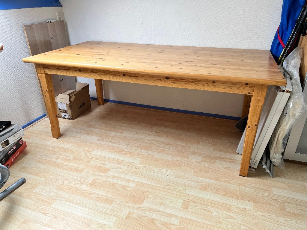 Houten eettafel eiken