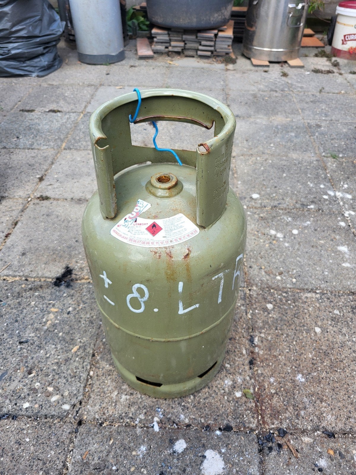 Gebruikte gasfles leeg open, Ophalen, Gebruikt, Onbekend