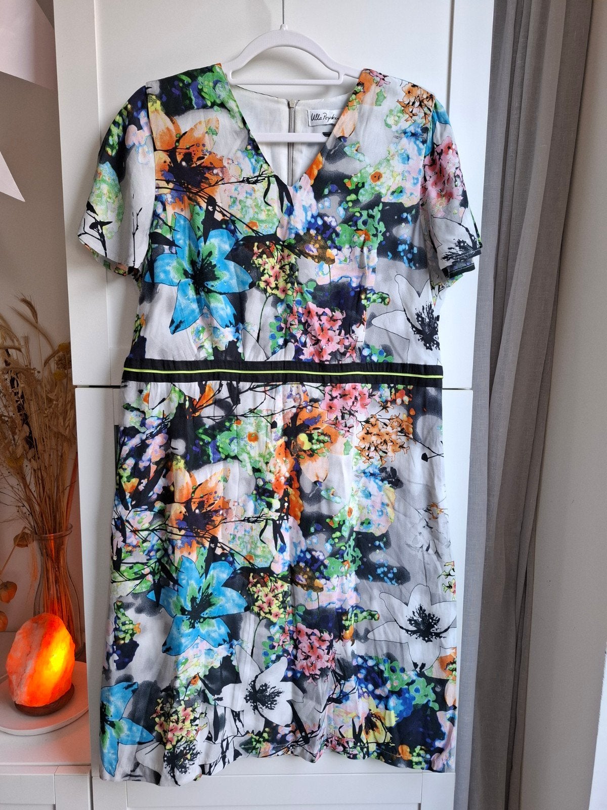 Ulla Popken jurk bloemenprint maat 44 kleurrijk, Kleding | Dames, Jurken, Overige kleuren, Maat 42/44 (L), Ophalen of Verzenden