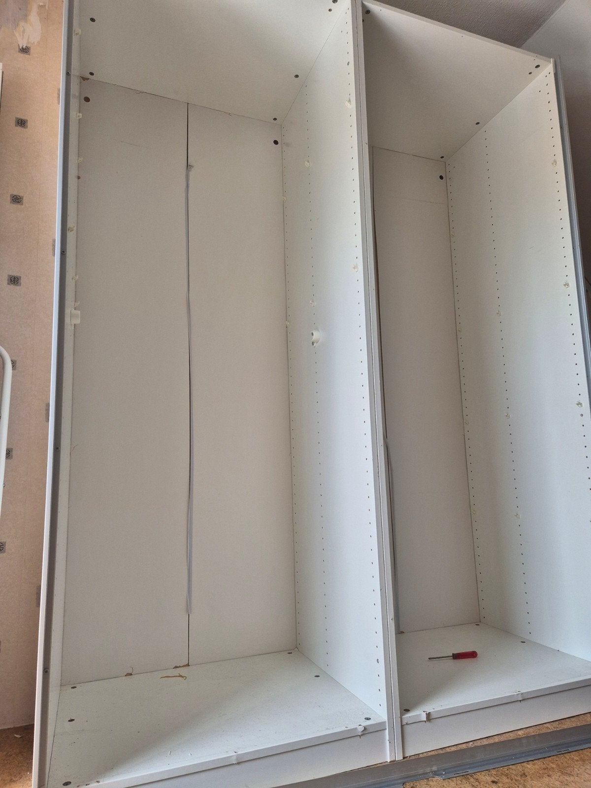 IKEA HASVIK Kast - Inclusief legplanken en roede (wit), Huis en Inrichting, Kasten | Kledingkasten, Ophalen, Gebruikt, 50 tot 75 cm