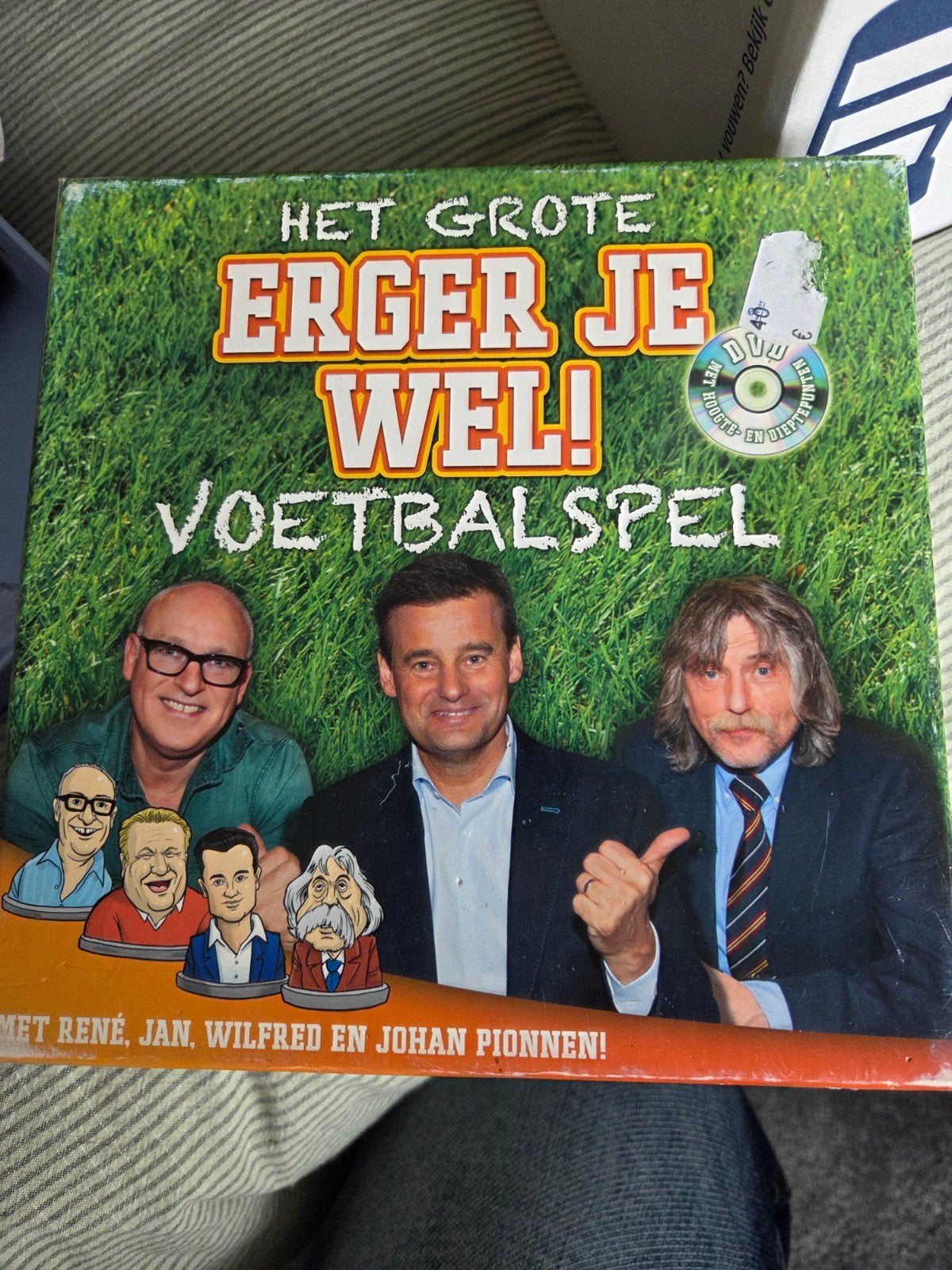 Het Grote Erger Je Wel! Voetbalspel met DVD, Hobby en Vrije tijd, Drie of vier spelers, Ophalen of Verzenden, Zo goed als nieuw