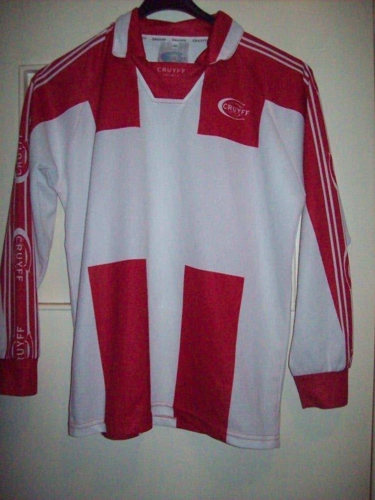 Voetbalshirt rood/wit  152 Cruyff, Gebruikt, Jongen of Meisje, Ophalen of Verzenden, Shirt of Longsleeve