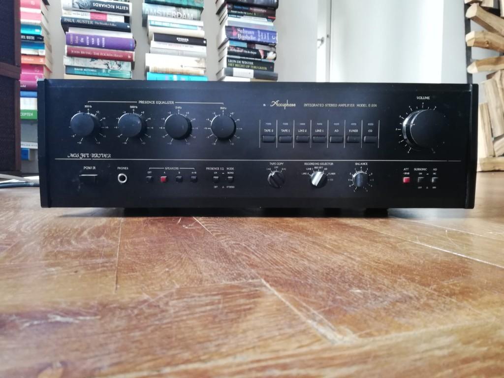 accuphase E206 ZWART, Overige merken, Ophalen of Verzenden, 60 tot 120 watt, Gebruikt