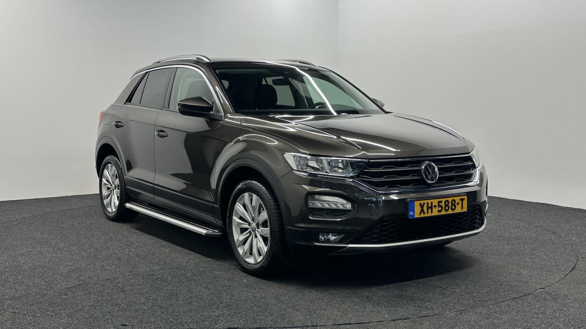 Volkswagen T-Roc 1.0 TSI Style Business CARPLAY NAVI ADAPTIE, Voorwielaandrijving, Stof, Euro 6, 116 pk