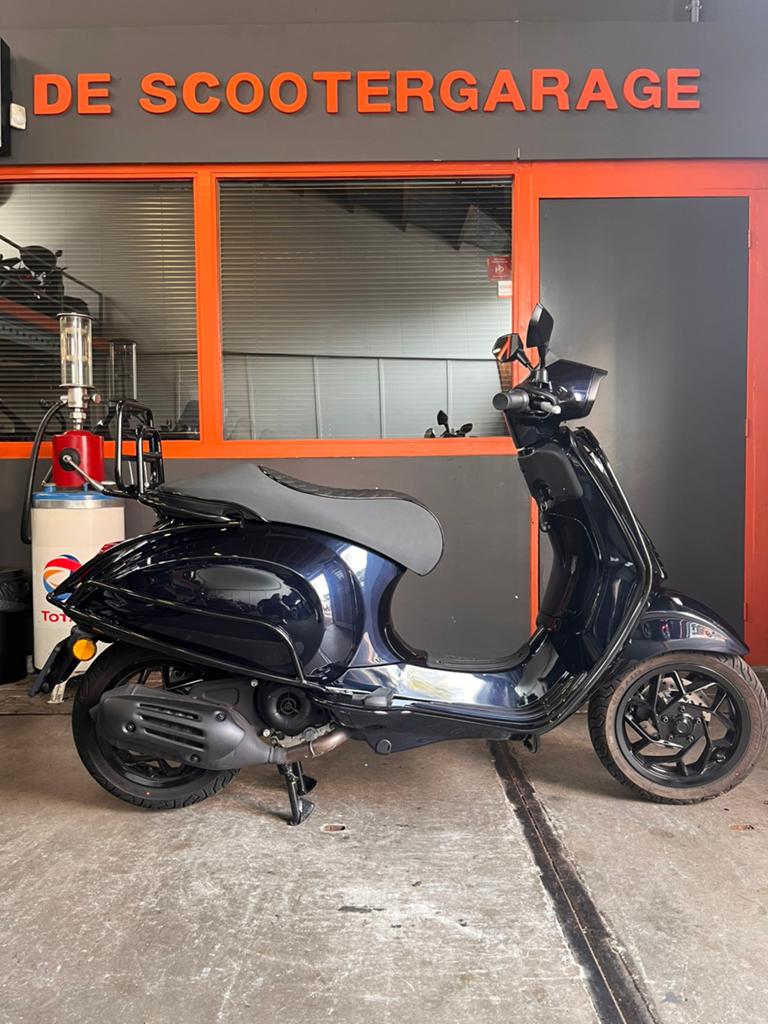 Vespa Sprint brom 45km 2025 Full euro5 Custom Midnight blue, Vespa, Overige modellen, Vespa, Maximaal 45 km/u