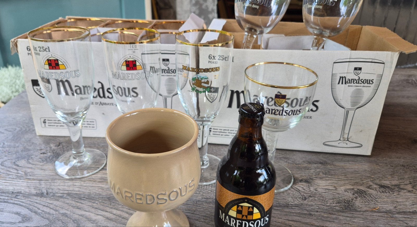 Maredsous bierfles en diverse glazen, Verzamelen, Biermerken, Ophalen of Verzenden
