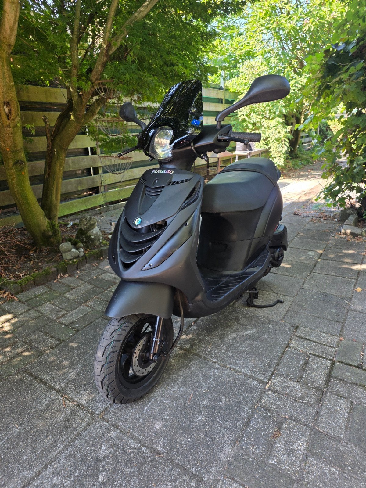 Piaggio Zip BROM 2015 7000km! (Geel kenteken scooter), Ophalen, Zo goed als nieuw