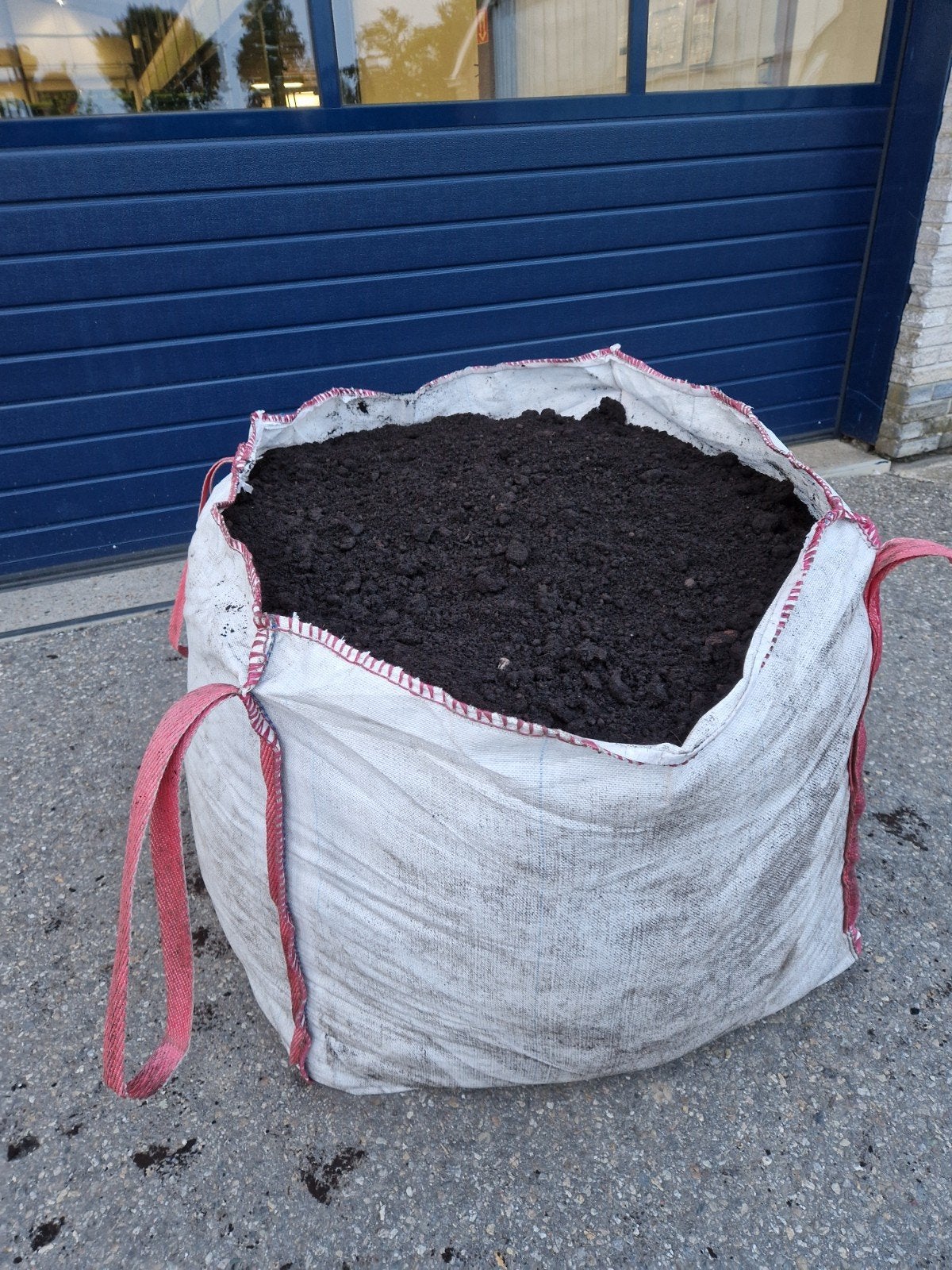 Big bag zwarte grond / tuinaarde / potgrond, Tuin en Terras, Aarde en Mest, Tuinaarde, Ophalen of Verzenden