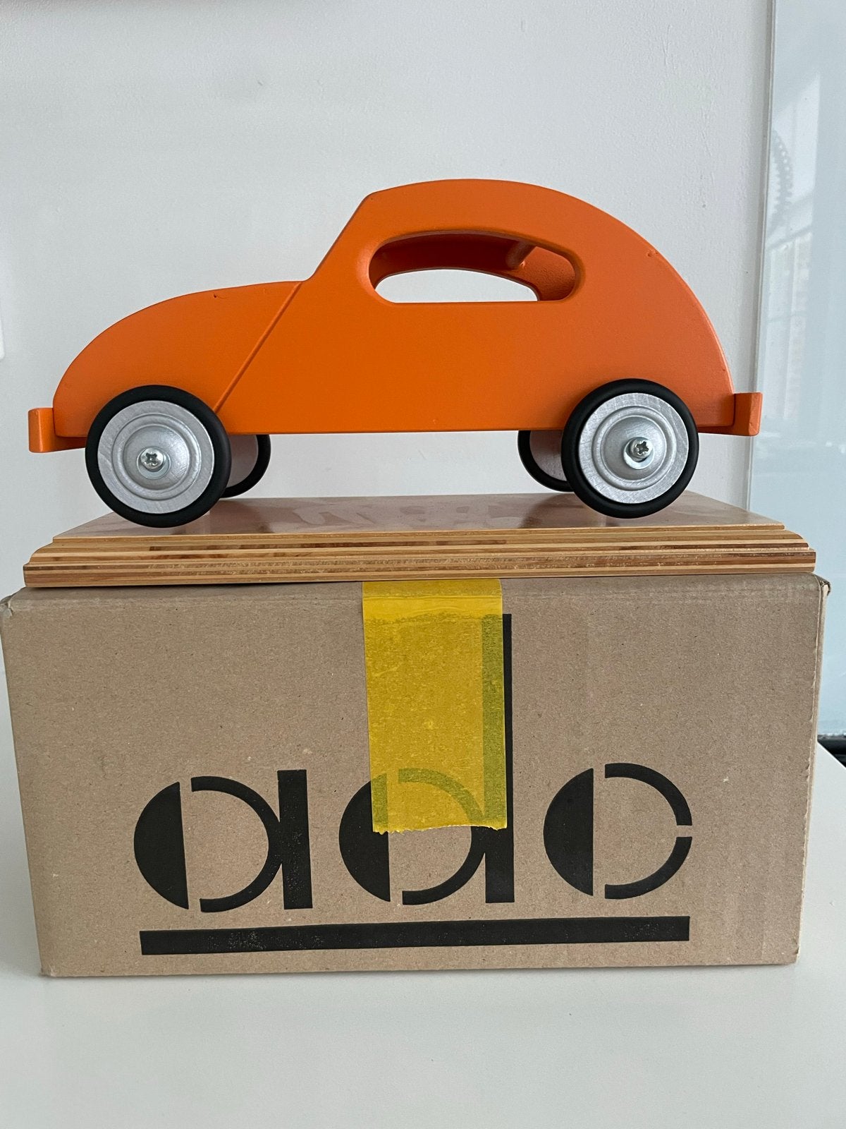 ADO Klassieker Houten Auto Oranje - Serie 42-100, Antiek en Kunst, Ophalen of Verzenden