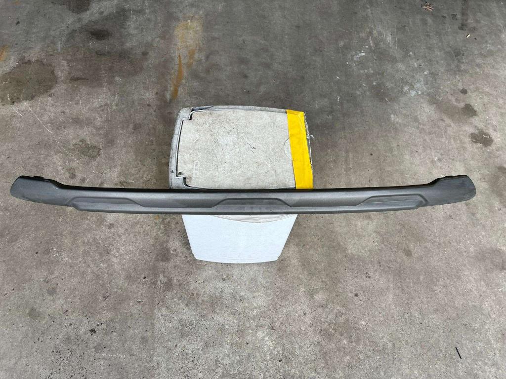 spoiler sandero stepway voorbumper 620721202r 2020+, Dacia, Dacia, Voor, Roemenia