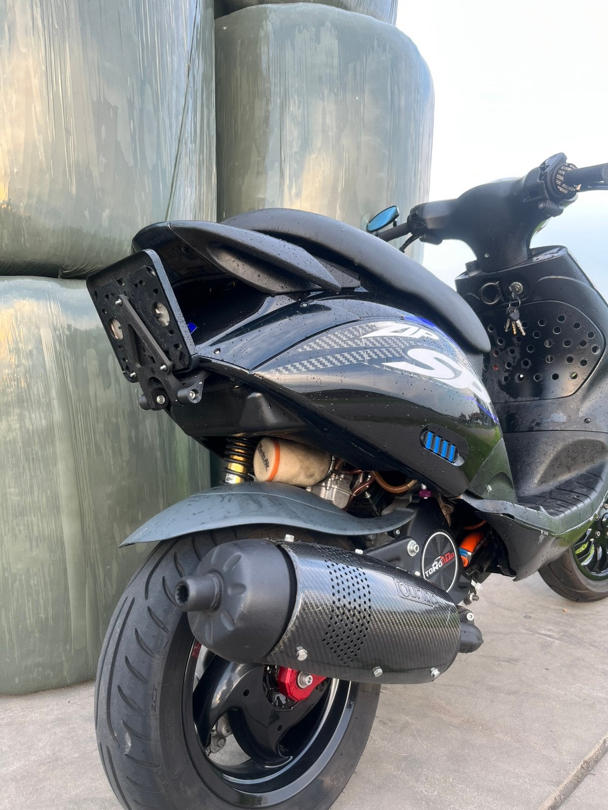 Leovince touring 180cc, Ophalen