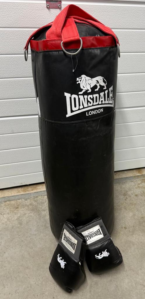 Lonsdale bokszak, Sport en Fitness, Ophalen, Zo goed als nieuw, Bokszak