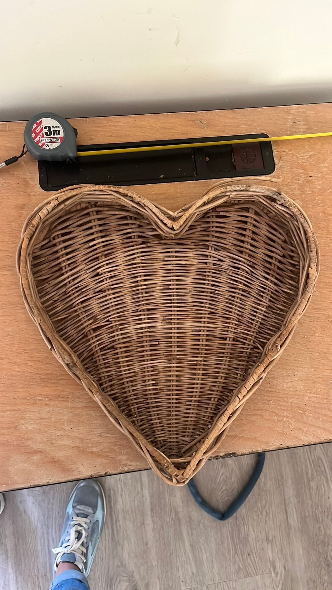 Hart dienblad, Ophalen, Zo goed als nieuw, Rond, Hout