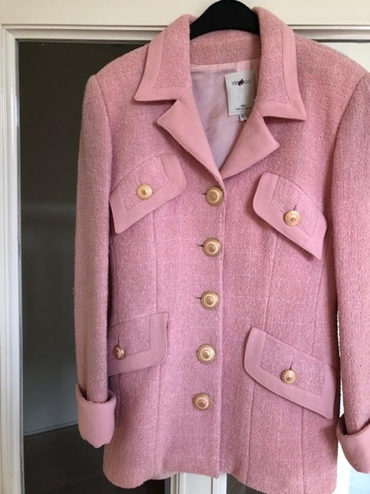 VINTAGE DAMESJASJE (S) BARBIE_ROZE GOUDEN KNOPEN, Kleding | Dames, Maat 38/40 (M), Verzenden, Nieuw, Jasje