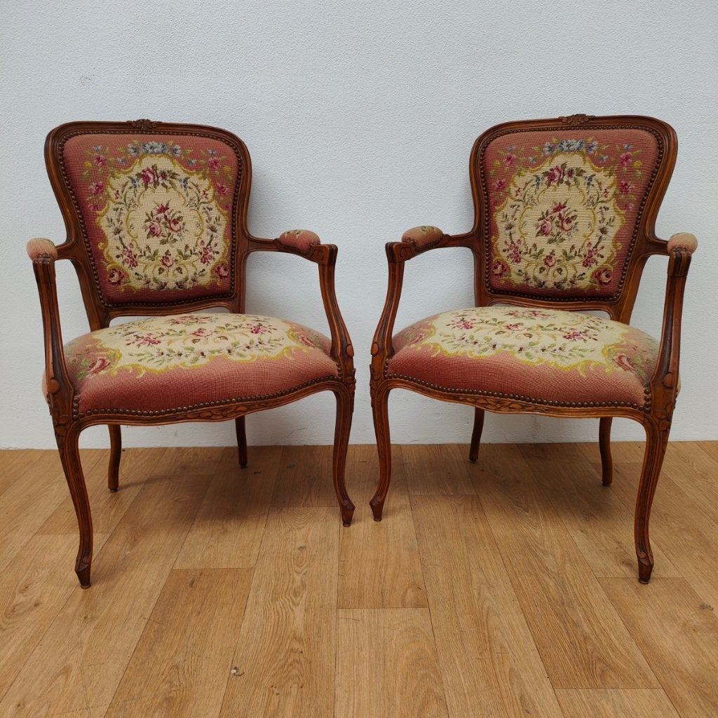 Set Gobelin vintage Franse Louis XV stoelen fauteuils 605, Valkenswaard, Gebruikt, Info@flashbackfurniture.nl, Flashback Furniture