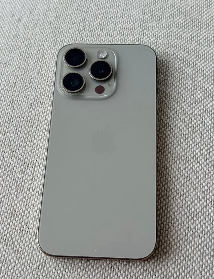 Iphone 15 pro max 256gb krasvrij, IPhone 15 Pro Max, Zo goed als nieuw, Zonder abonnement, Ophalen