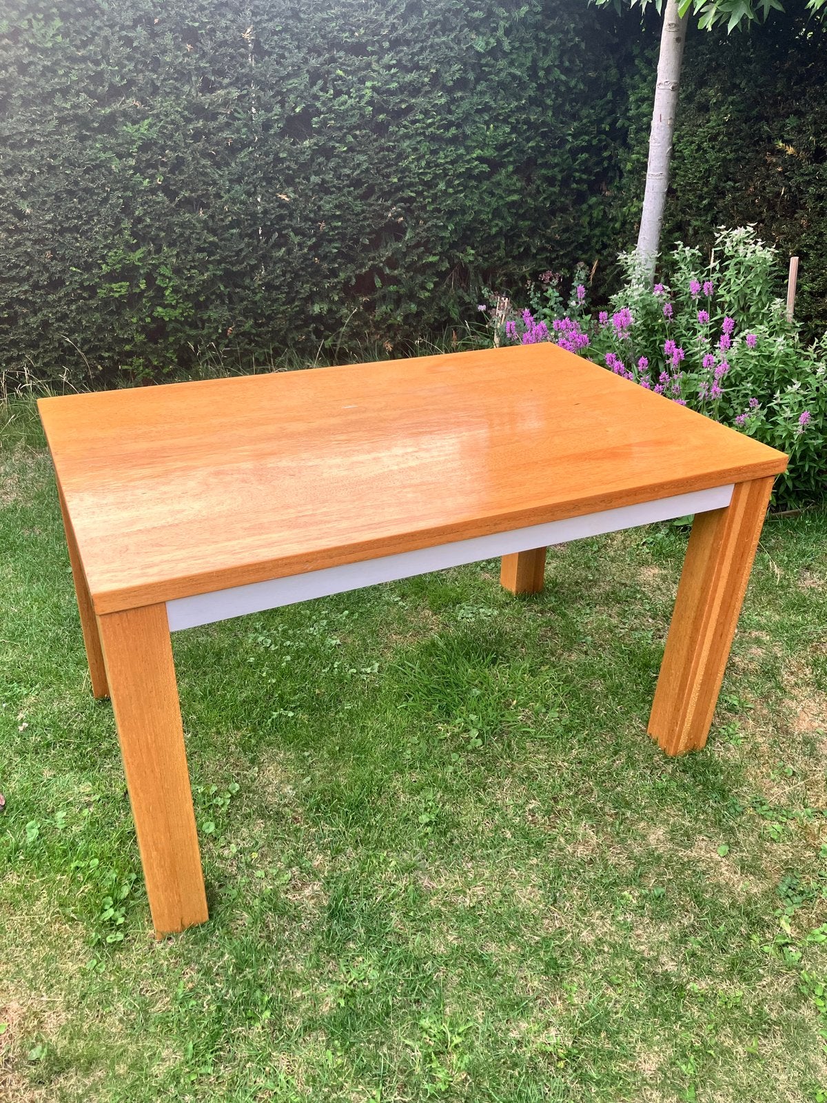 Massief eiken eettafel - 135x90x78cm, Huis en Inrichting, Tafels | Eettafels, Ophalen, Gebruikt, 100 tot 150 cm, Eikenhout