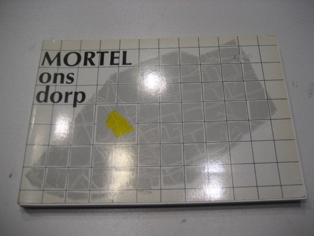 Koos van der heijden / mortel ons dorp, Boeken, Ophalen of Verzenden, 20e eeuw of later, Zo goed als nieuw