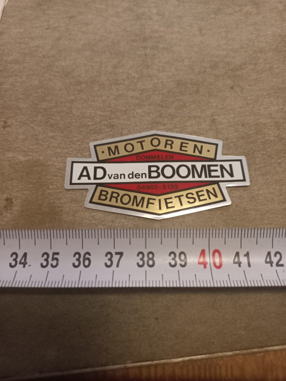 Vintage AD van den Boomen Bromfietsen Sticker, Ophalen of Verzenden, Gebruikt, Overige typen