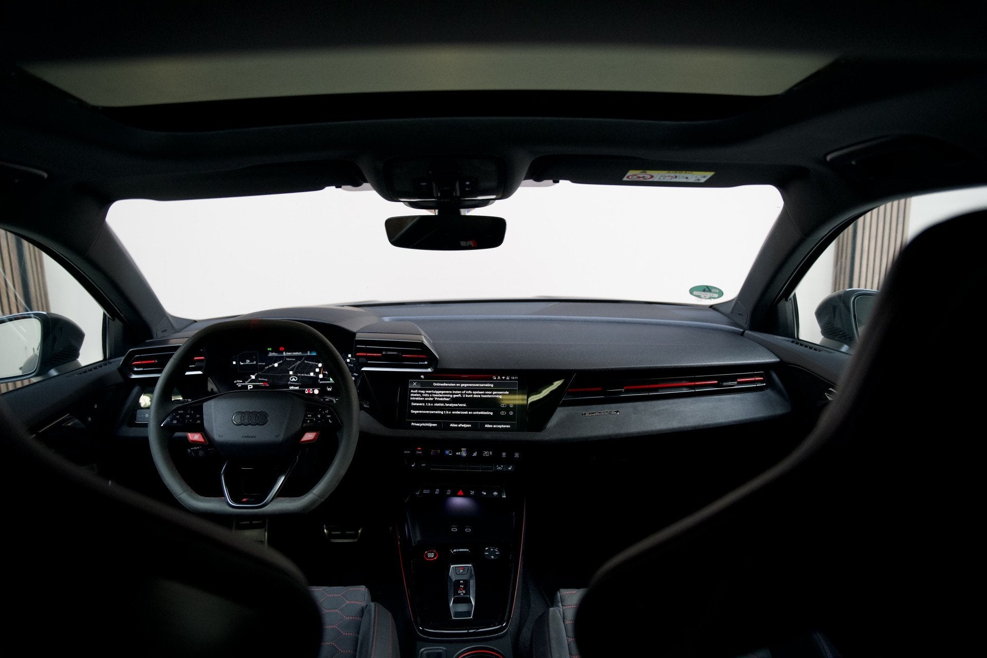 Audi A3 Sportback 2.5 TFSI RS 3 quattro RSKuipstoelen|Pano|S, Automaat, Gebruikt, Bedrijf, Vierwielaandrijving