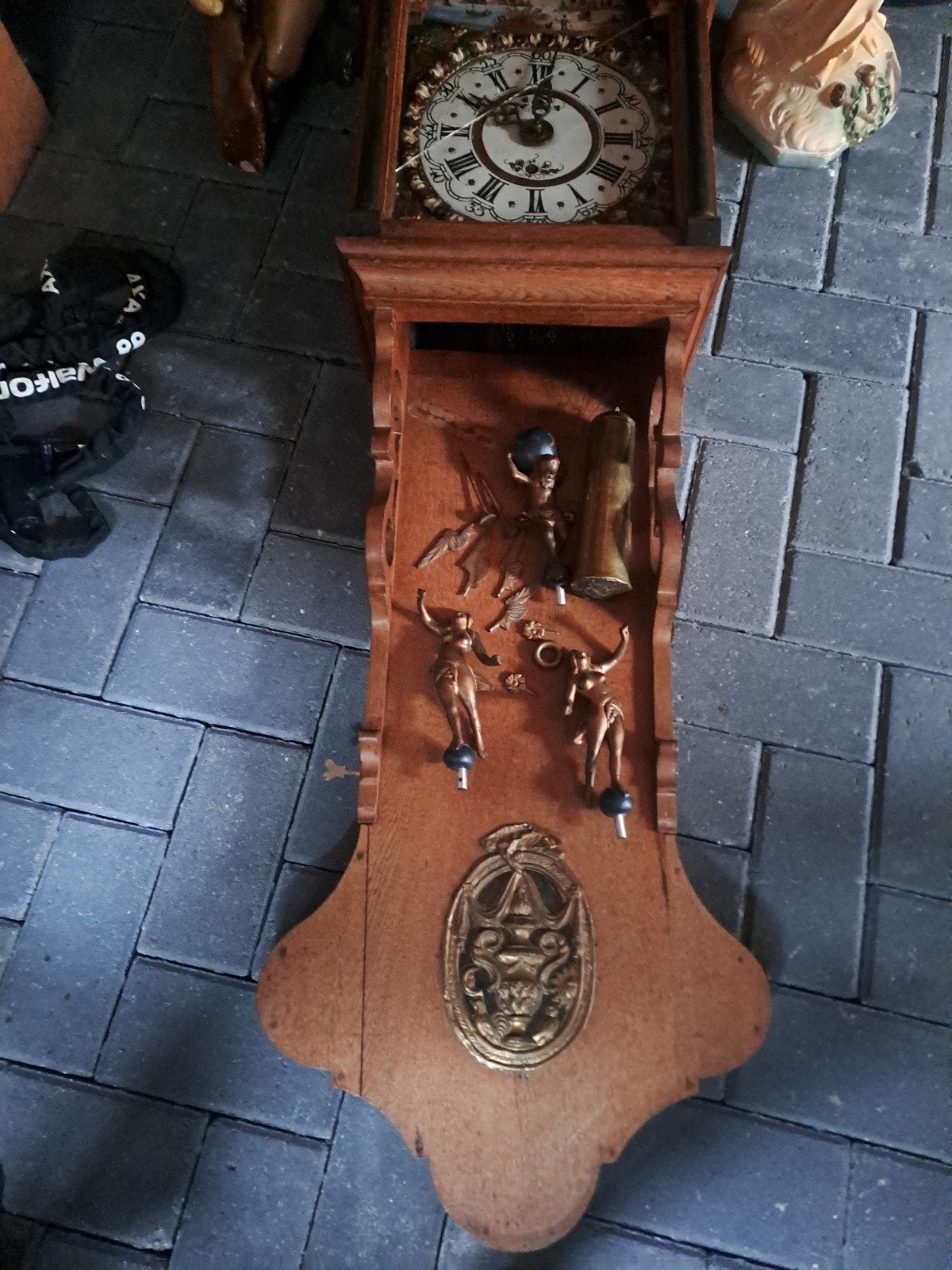 Friese staartklok, Antiek en Kunst, Ophalen