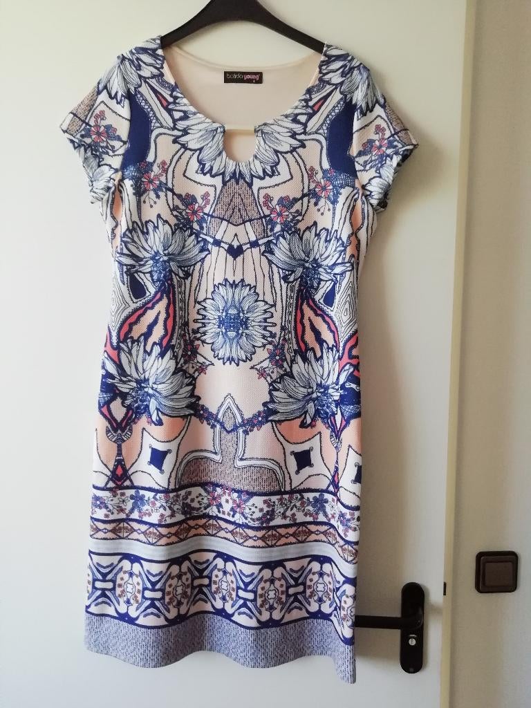 Vlotte jurk maat 40, Maat 38/40 (M), Overige kleuren, Batida Young, Ophalen of Verzenden