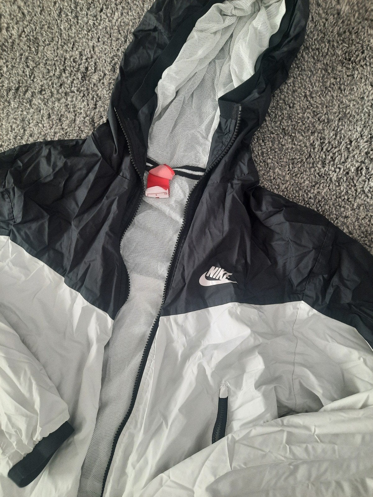 Nike regenjas/Windrunner Windjack Zwart/Wit Maat S, Zwart, Nike, Ophalen of Verzenden, Zo goed als nieuw