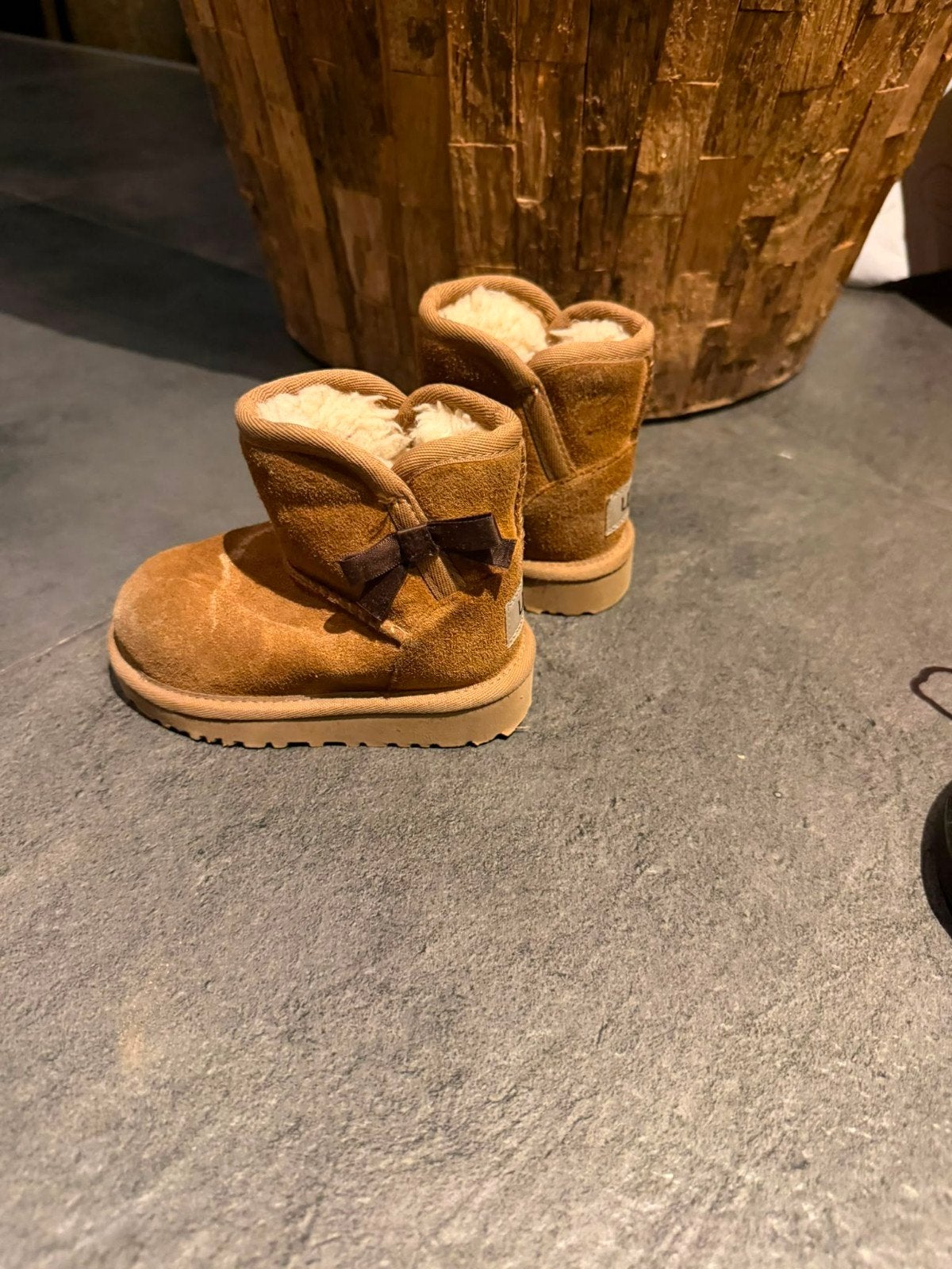 Ugg meisjes laarzen maat 22, Ugg, Gebruikt, Meisje, Ophalen of Verzenden