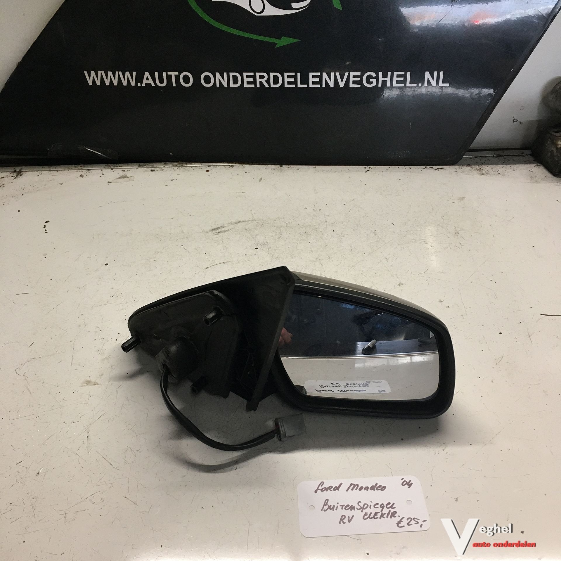 Ford Mondeo 2004  Buitenspiegel Elektr   Rechtsvoor