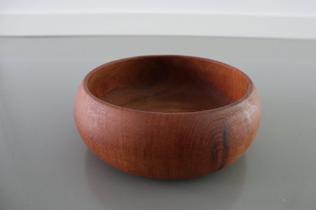 schaal rond hout houten bruin zgan circa 19 cm doorsnede, Schaal, Rond, Ophalen of Verzenden, Zo goed als nieuw