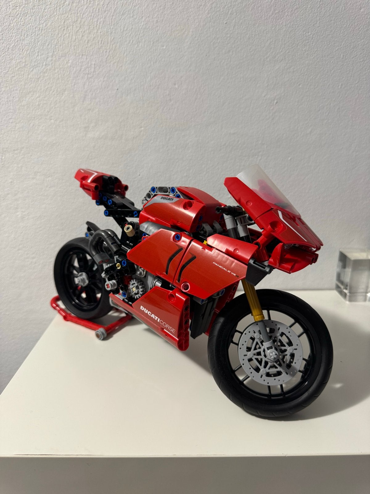 LEGO Technic Ducati Panigale V4 R - Zo goed als nieuw, Ophalen of Verzenden, Zo goed als nieuw, Overige merken