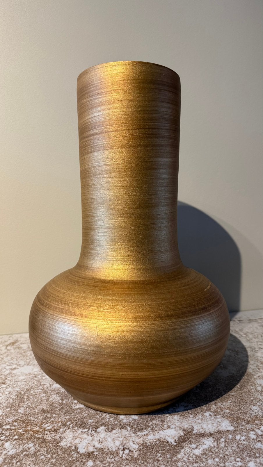 Gouden vaas met unieke textuur 43 cm hoog, Antiek en Kunst, Ophalen