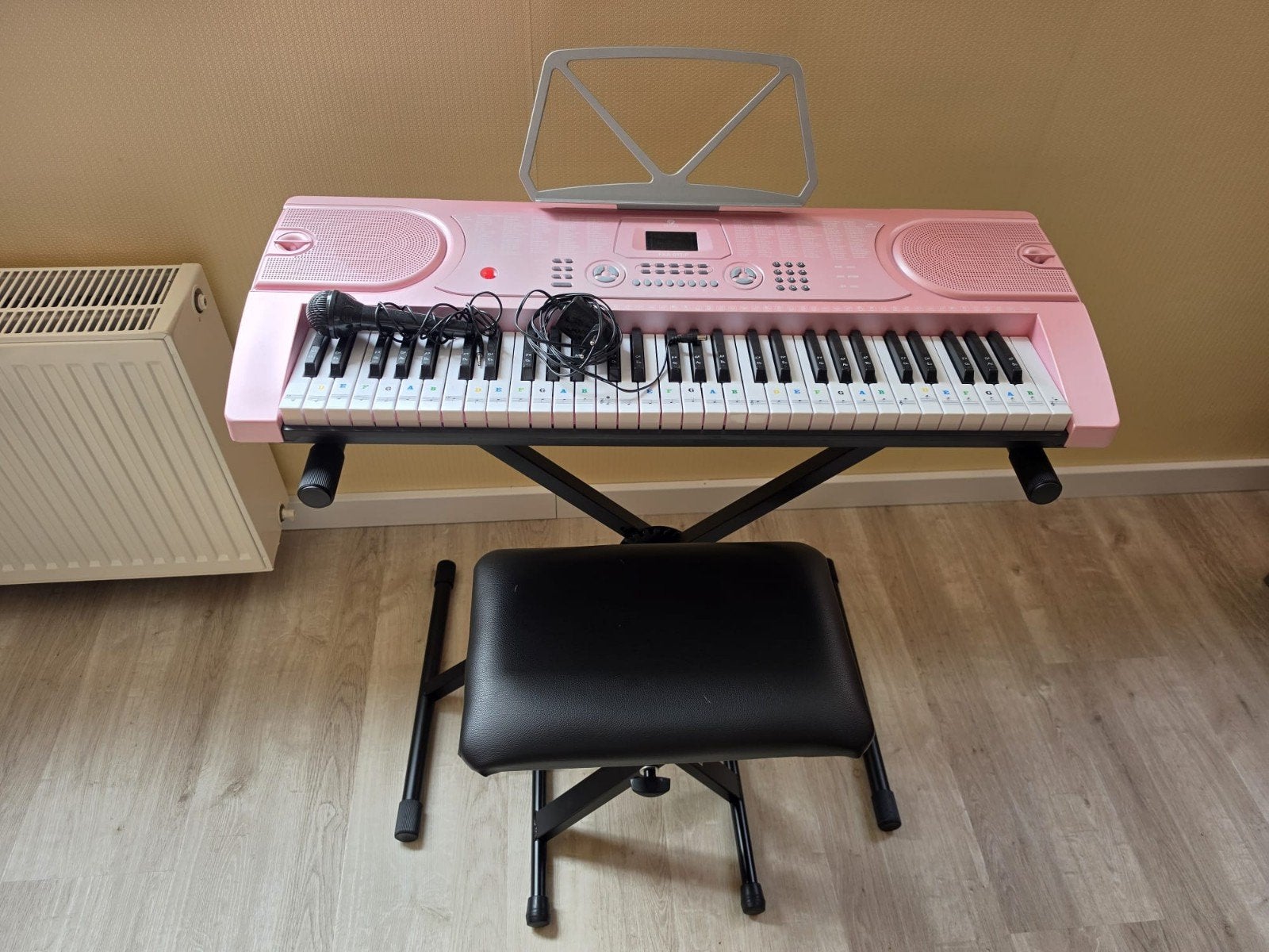 Roze keyboard met standaard en krukje - compleet set, Met standaard, Ophalen, Overige merken, 61 toetsen