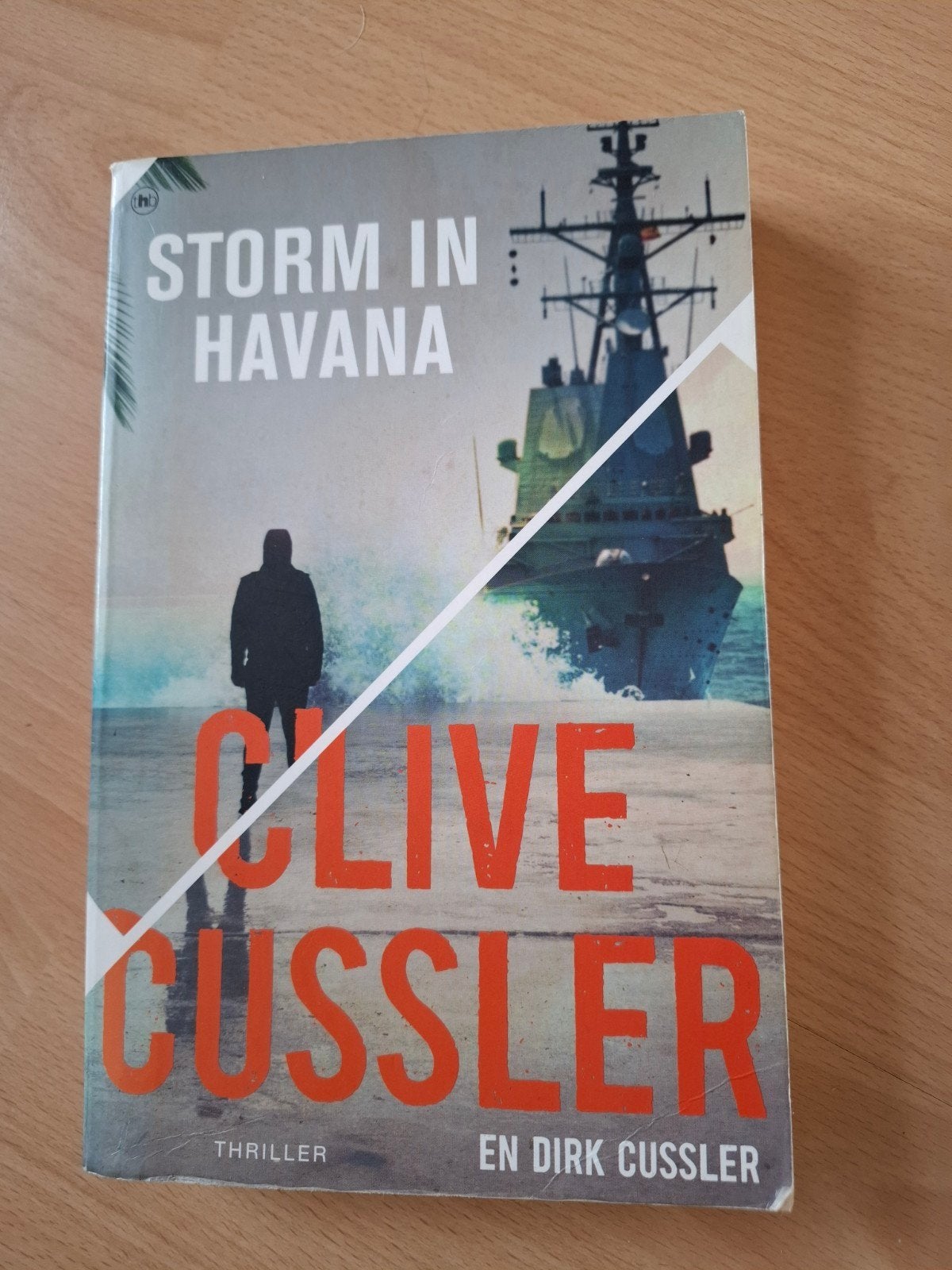 Clive Cussler Storm in Havanna, Ophalen of Verzenden, Zo goed als nieuw