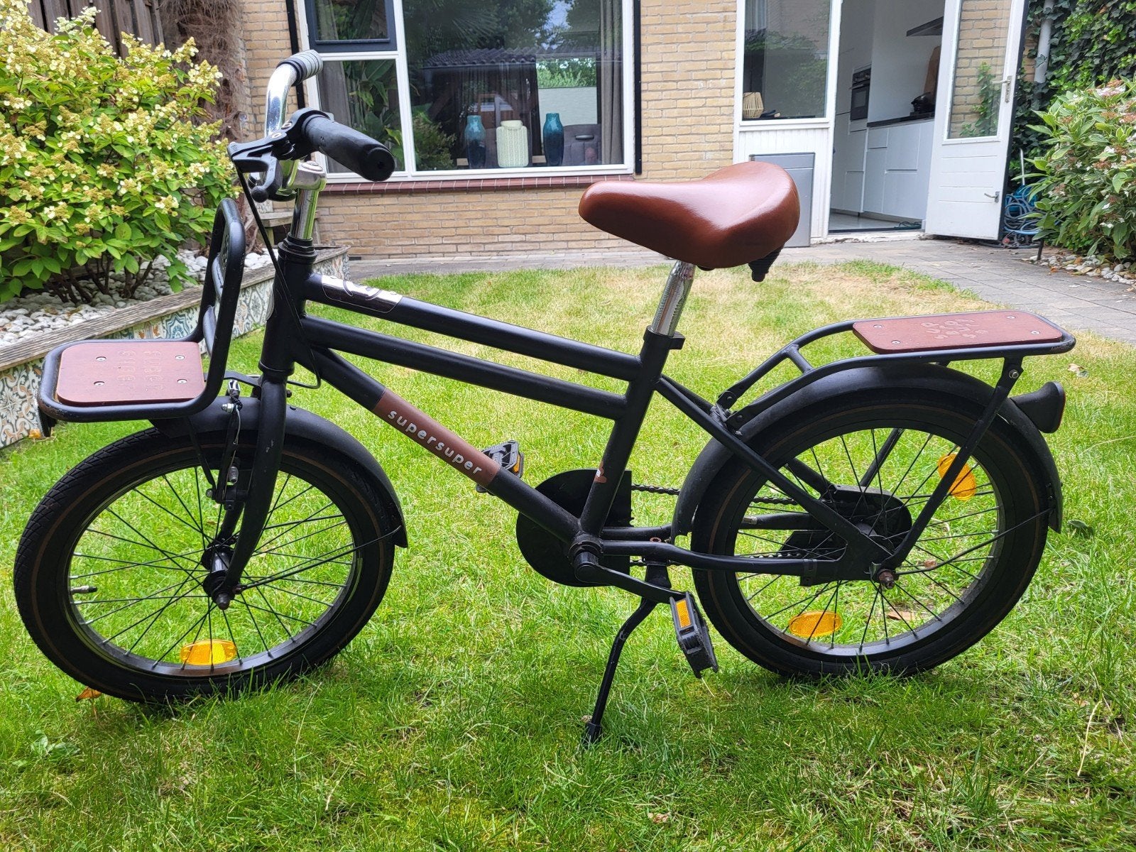 Jongensfiets, 18 inch , zwart, Fietsen en Brommers, Fietsen | Jongens, Ophalen, Terugtraprem, Gebruikt, Handrem